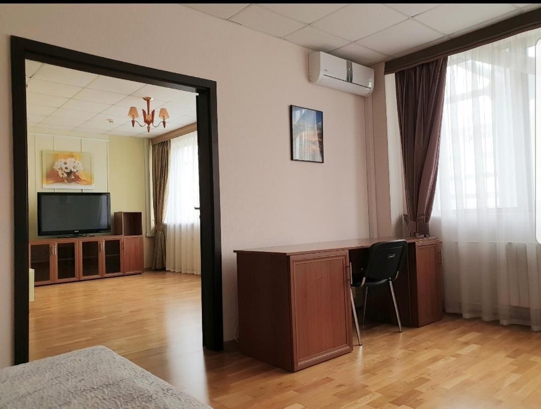 Hotel Obolon-Arena Киев Экстерьер фото